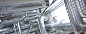 4 soluciones energéticas que reducen emisiones de CO₂ en la industria